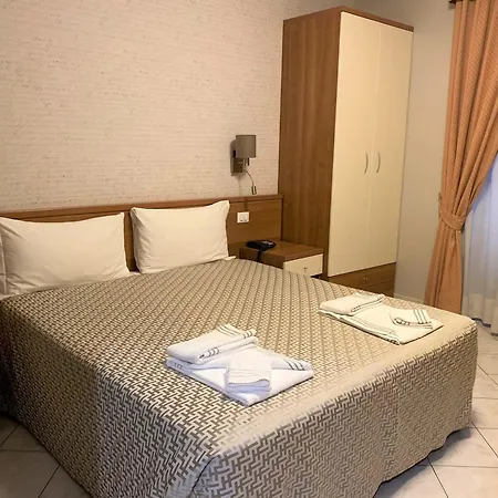 Hotel Lo Scudiero 3*