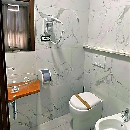 Lo Scudiero Hotell 3*