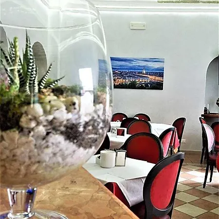 Hotell Lo Scudiero 3*