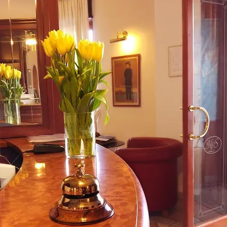 Hotel Lo Scudiero 3*