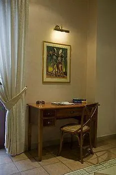 Hotel Lo Scudiero 3*