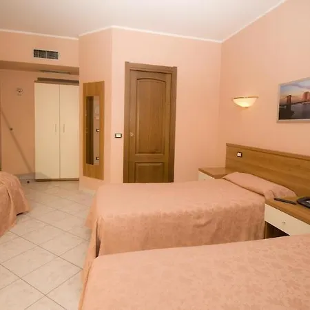 Lo Scudiero 3*