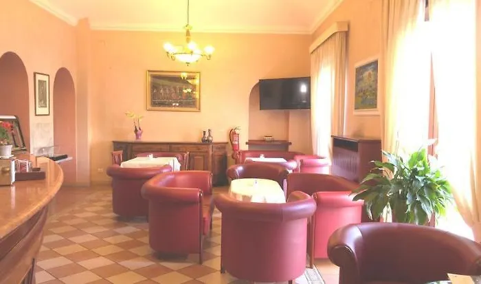 Hotel Lo Scudiero 3*